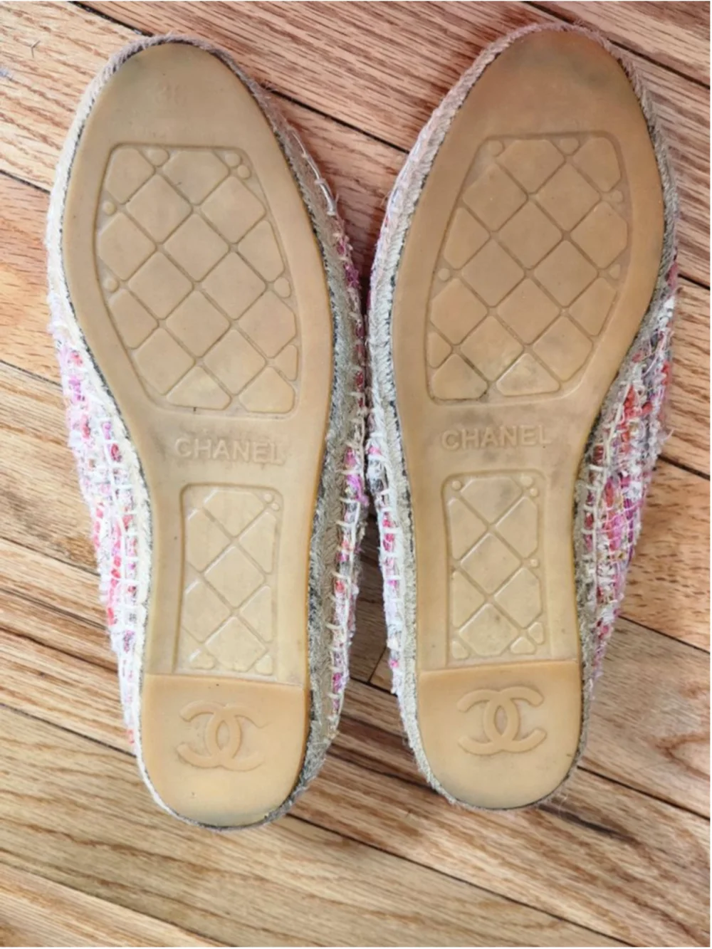 CHANEL Tweed Espadrilles Silver Metallic Cap Toe Flats Size‎ 36 6 Pink